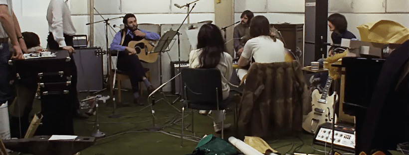 Si "The Beatles: Get Back" a un méchant, ce pourrait être Michael Lindsay-Hogg