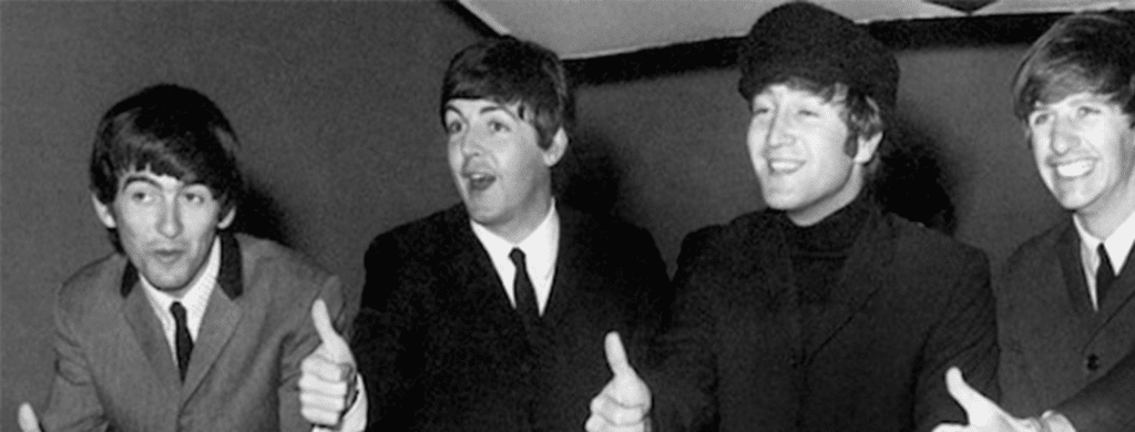 Chaque membre des Beatles est une icône pour la communauté de la musique rock, car ils ont créé l'un des plus grands groupes de tous les temps. La liste des réalisations du groupe est longue, puisqu'il détient le record du plus grand nombre d'albums numéro 1 au hit-parade britannique, du plus grand nombre de tubes numéro 1 au hit-parade Billboard Hot 100 et du plus grand nombre de singles vendus au Royaume-Uni.