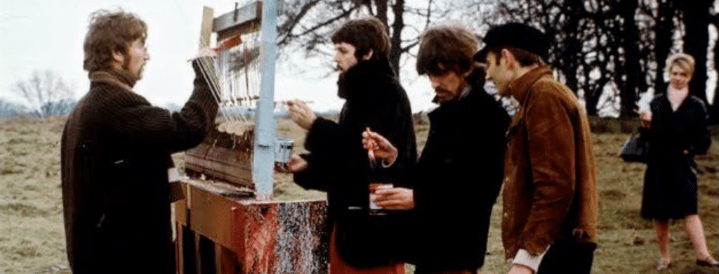 Voir le clip video HD de Strawberry Fields Forever des Beatles