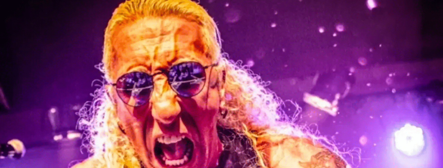 Le leader de Twisted Sister, Dee Snider, a utilisé son compte Twitter officiel pour répondre à un message affirmant que "We're Not Gonna Take It" a la même introduction de batterie que le tube de George Harrison "Got My Mind Set On You".