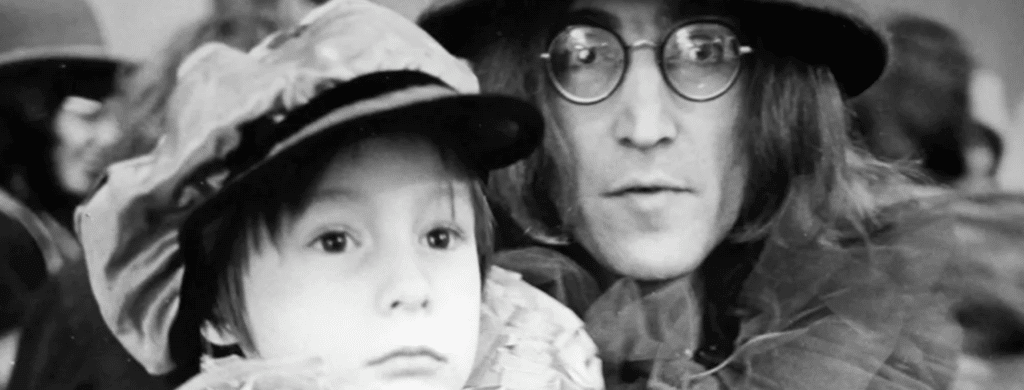 Julian Lennon utilise les chansons des Beatles