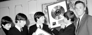 Les Beatles ont-il vendu plus de disques que Elvis Presley