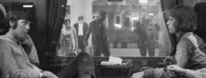 Lorsque Mick Jagger est sur scène avec les Rolling Stones, il respire le charisme. Cependant, quiconque a assisté à ses exploits d'acteur pour le grand écran ne sait que trop bien qu'il est tout sauf suave et sophistiqué lorsqu'une caméra est braquée sur lui - un facteur que les Beatles ont apparemment oublié.