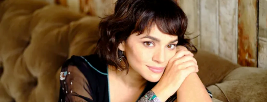 Norah Jones reprend des chansons des Beatles