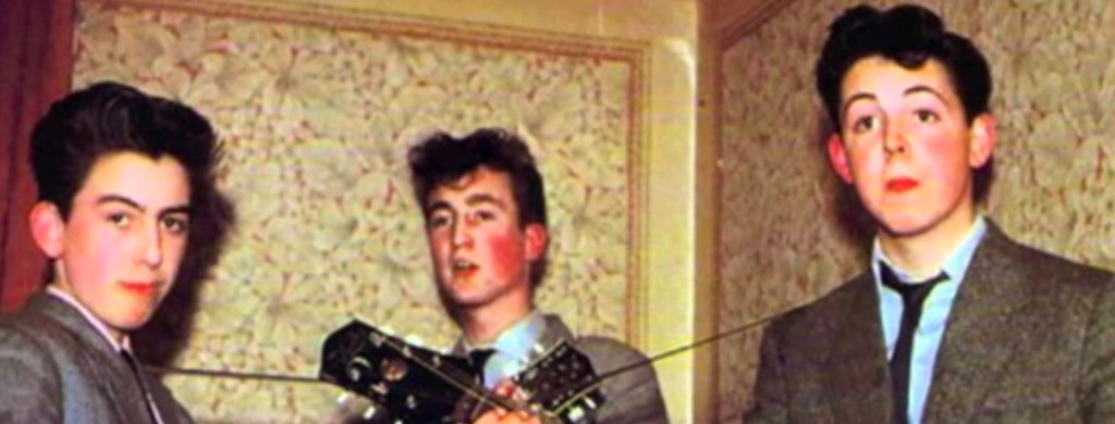 Aucun groupe n'a fait l'objet d'une étude aussi méticuleuse et d'un catalogue historique que les Beatles. En tant que groupe qui a propulsé la musique rock au premier plan de la culture populaire, leur héritage est assuré comme le plus grand groupe de tous les temps, et la chronologie de leur ascension fulgurante a été largement détaillée pendant des décennies.