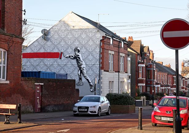 Une peinture murale d'Otto (faisant partie de la série Rude Kids), sur une maison de Waterloo Road, à New Brighton.
