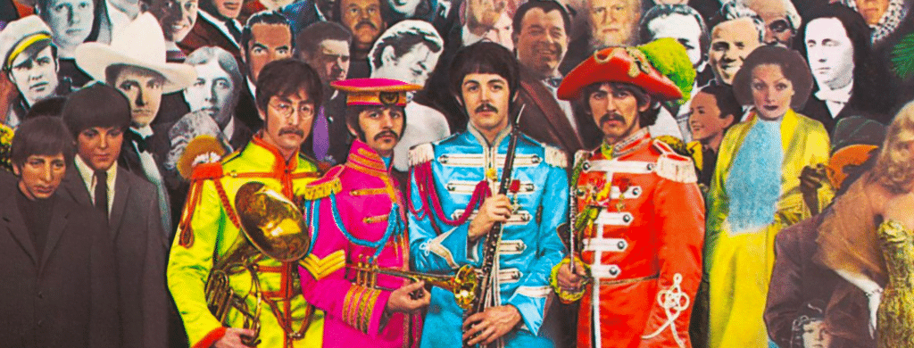 Pourquoi les Beatles ont-ils des moustaches sur Pepper's