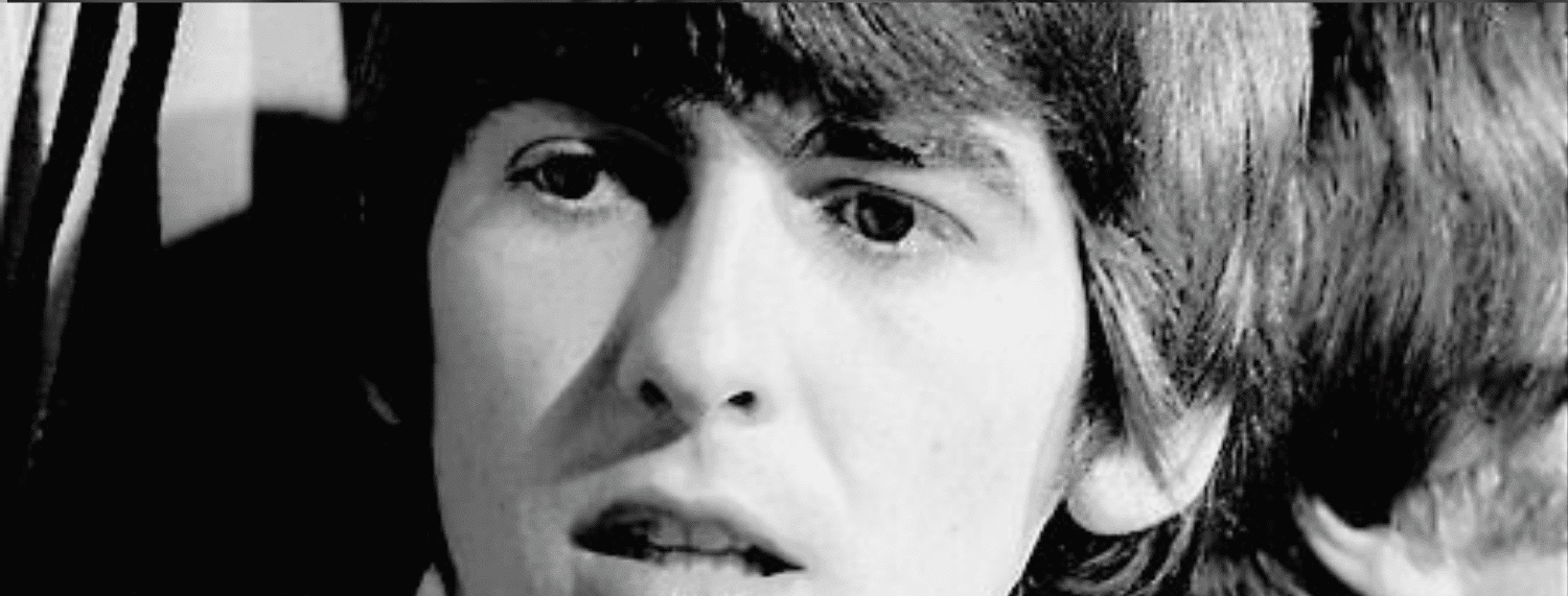 Le beatles George Harrison raconte une anecdote de scène