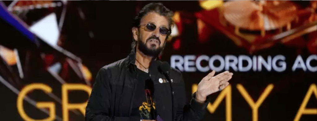Ringo starr repart en concert en 2002