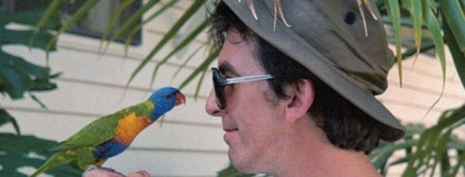 George Harrison photographié par Carinthia West, Grande Barrière de Corail, Australie, vers 1980.