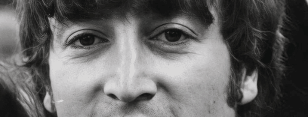 John Lennon jouait-il de la guitare sur les chansons de George Harrison ?