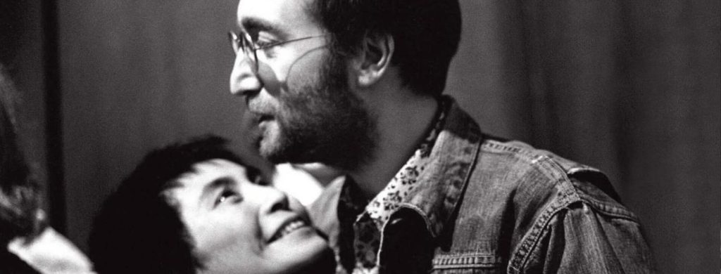 Voici la chose la plus folle que John Lennon ait dite quand il était sous acide.