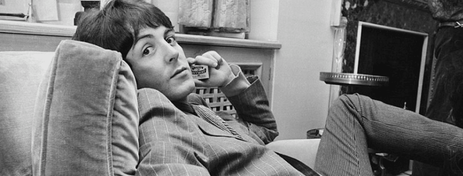 Quelle est l'histoire de la chanson des Beatles he Came in Through the Bathroom Window