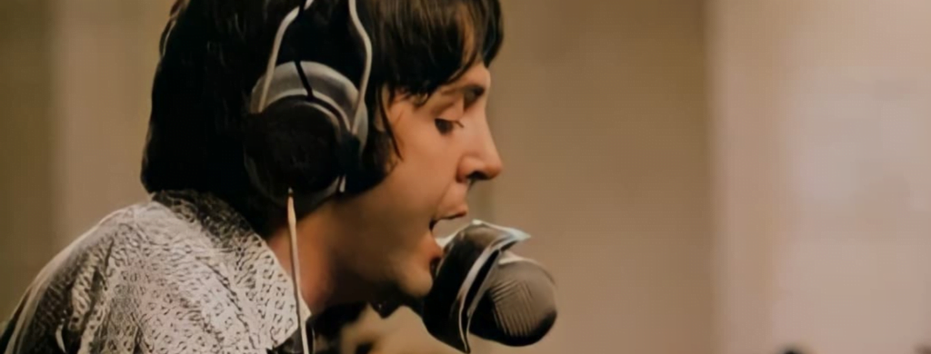 Paul McCartney a-t-il enregistré des chansons avec son frère Mike McGear ?