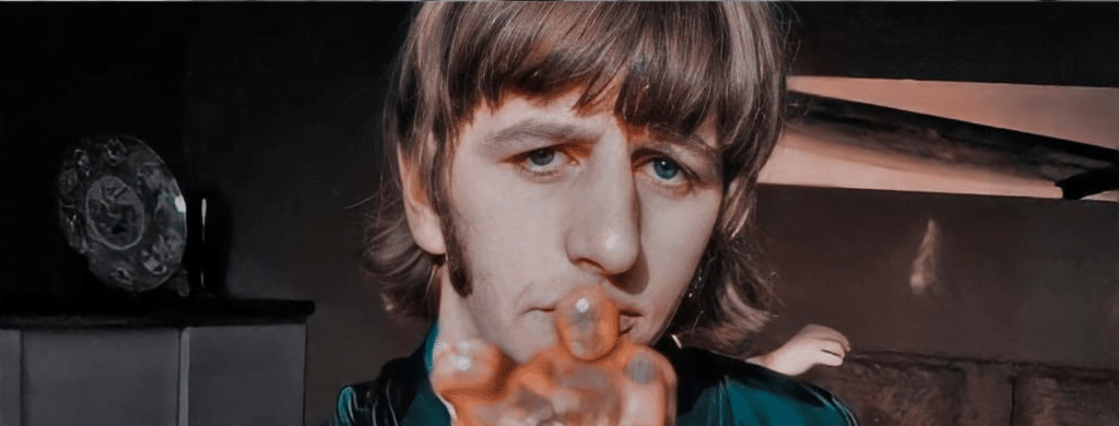 Quelle est l'origine du titre de l'album Revolver des Beatles ?