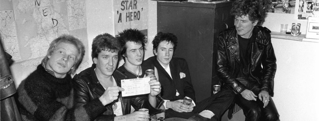 Quel est l'avis de Paul McCartney sur le punk et les sex pistols ?
