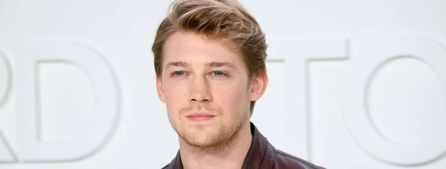 Joe Alwyn est-il fan des Beatles ?
