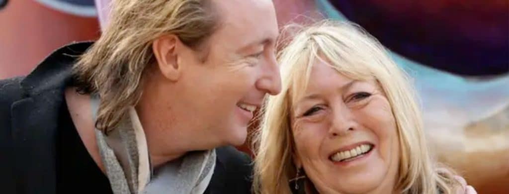 Que pense Julian Lennon de la chanson des Beatles Hey jude