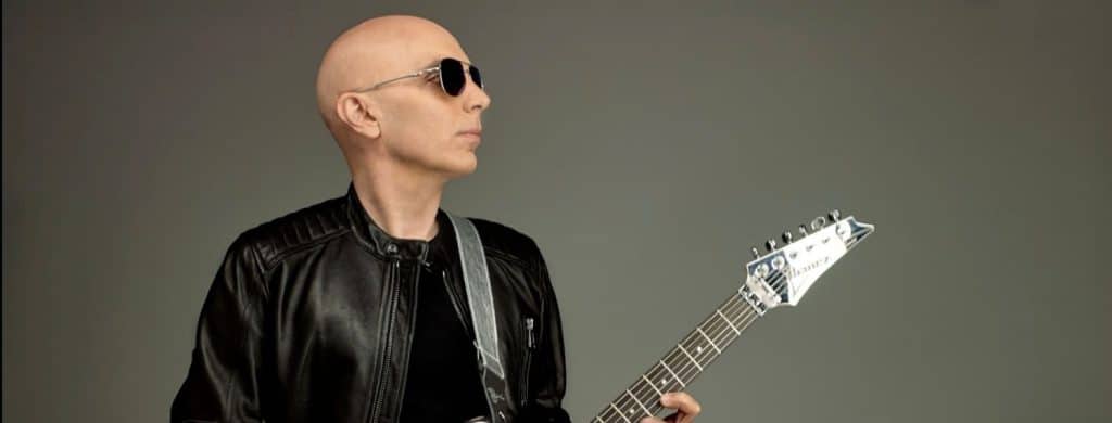 Joe Satriani est-il fan de George Harrison ?