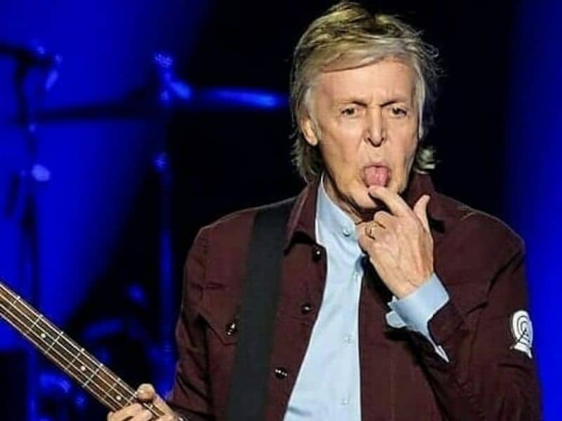 Qui, de Paul McCartney ou John Lennon a enregistré le plus de chansons ?