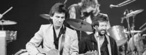George Harrison et Eric Clapton se sont un jour livrés à une bataille de guitares pour l'amour de Pattie Boyd