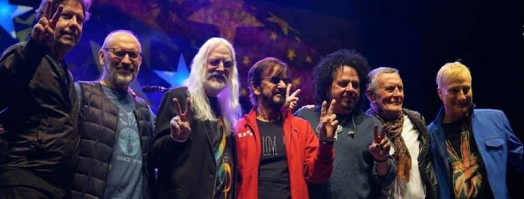 RINGO STARR A TENU UNE CONFÉRENCE DE PRESSE AU CASINO RAMA POUR DONNER LE COUP D'ENVOI DE SA TOURNÉE AVEC SON ALL STARR BAND
