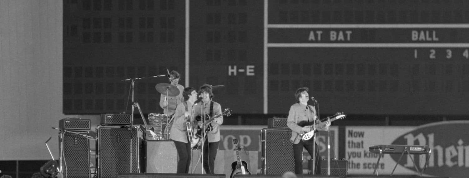 Vox a fabriqué des amplificateurs spéciaux de 100 watts pour le concert des Beatles au Shea Stadium, mais ils n'ont pas aidé.