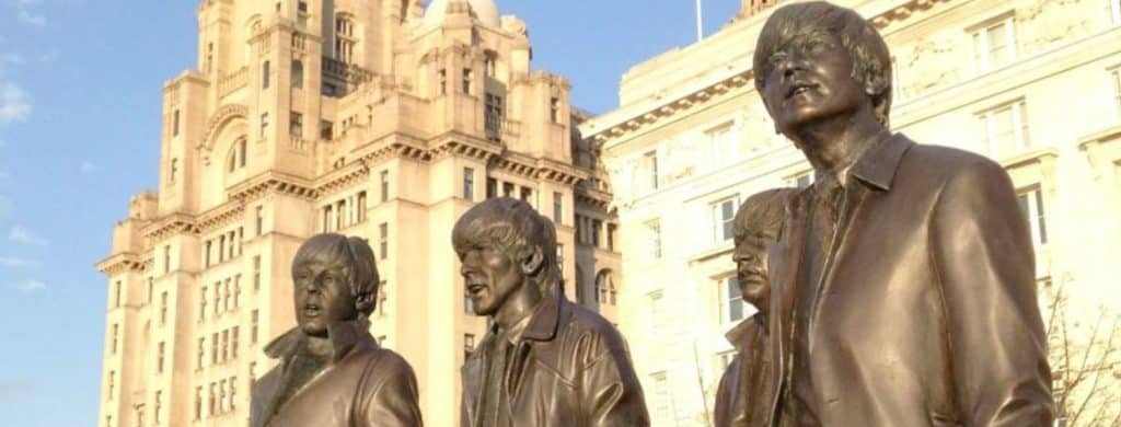George Harrison sur la comédie musicale "John, Paul, George, Ringo et Bert" : C'était un truc horrible