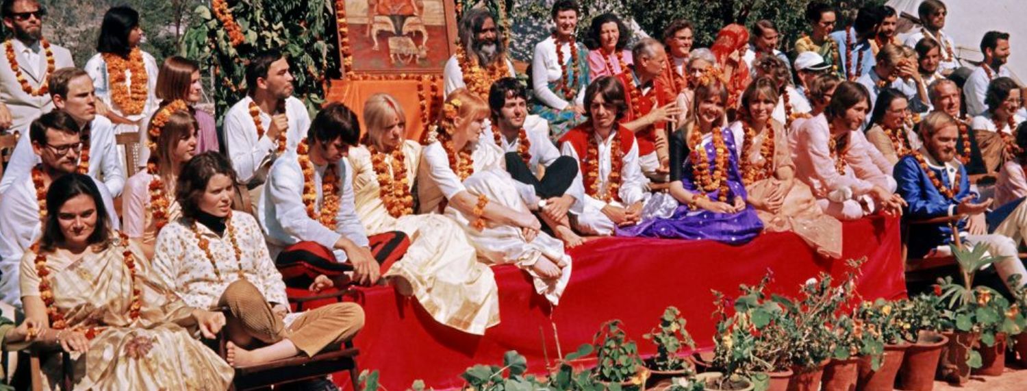 Critique du Blu-Ray "The Beatles And India" - Un regard sur la quête d'illumination et de créativité des Fab Four.