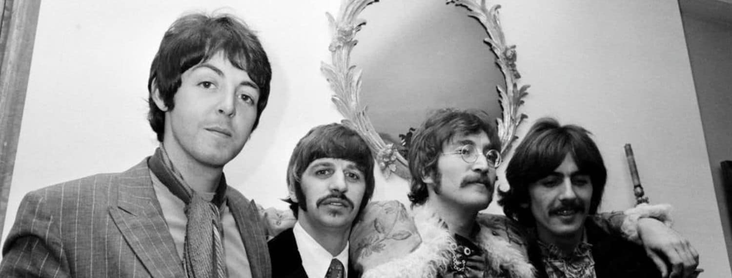 Comment Elvis et Frank Sinatra ont changé une chanson classique des Beatles