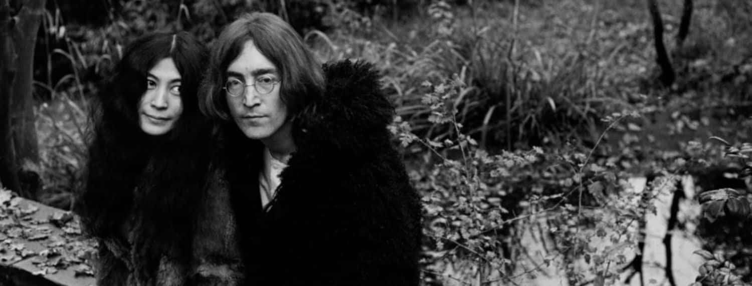 John Lennon a déclaré qu'il avait " tout appris " de Yoko Ono : " Elle est mon professeur ".