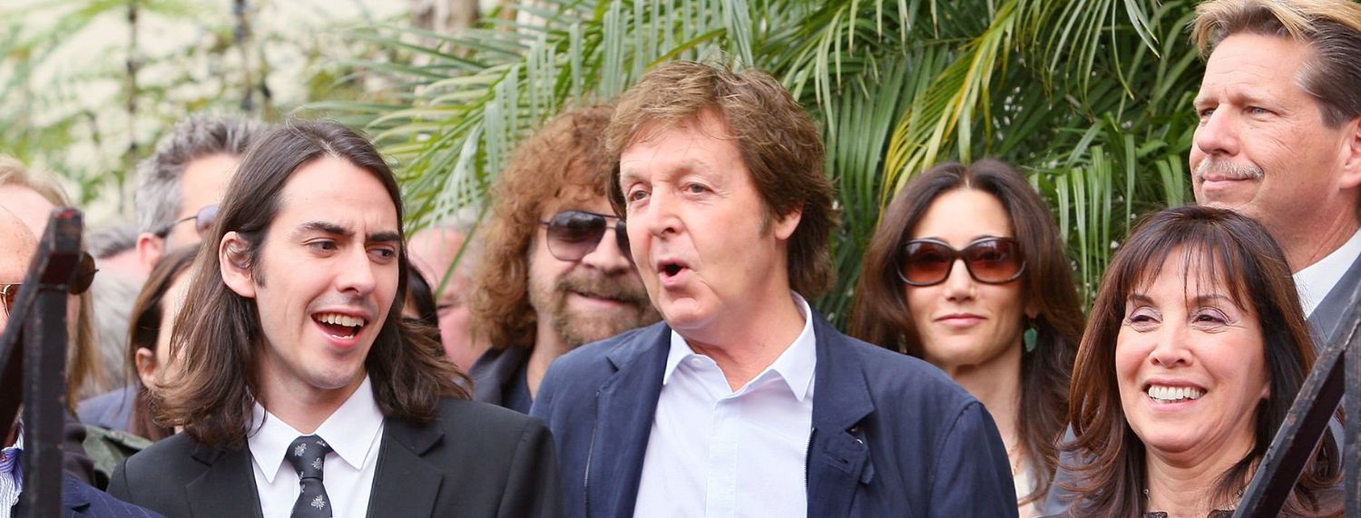 Le fils de George Harrison, Dhani, dit que son père lui a dit quelque chose de typique dans un rêve