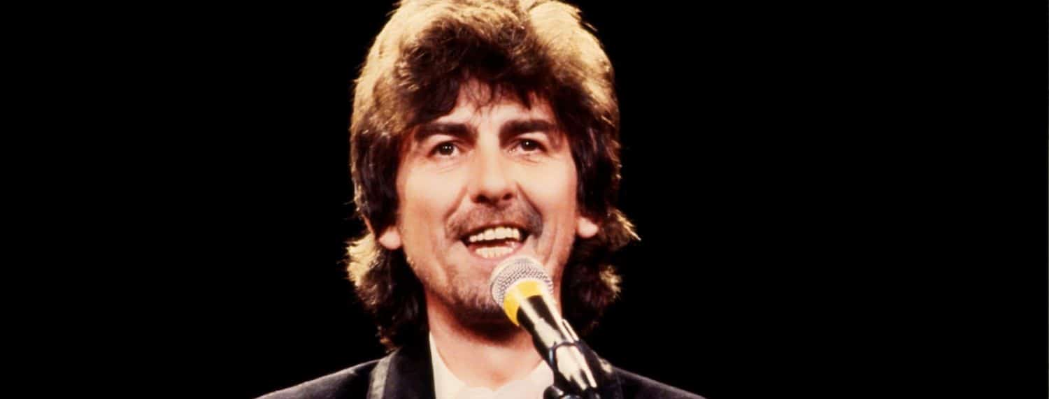 Selon sa femme, George Harrison appelait ses cicatrices "Instant Karma".