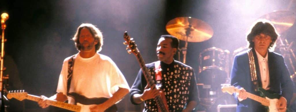 George Harrison a déclaré que la version live de "While My Guitar Gently Weeps" de sa tournée japonaise de 1991 est "bien supérieure" à l'enregistrement original.