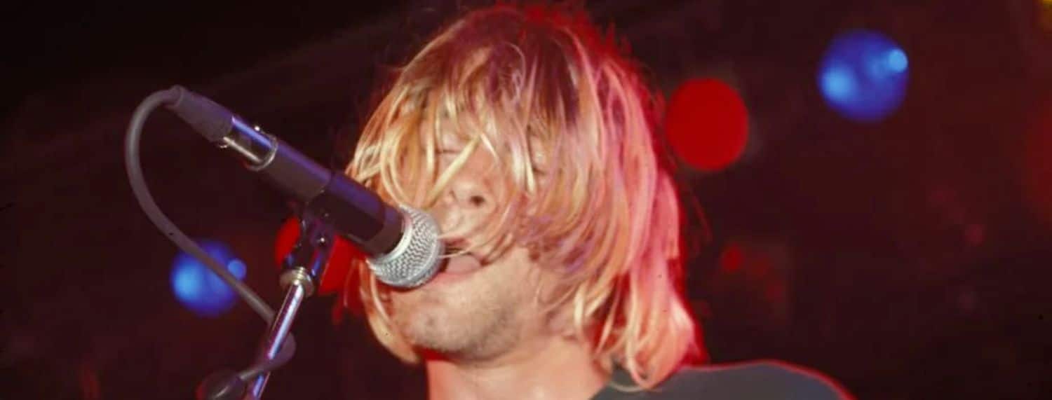 La chanson que Kurt Cobain a écrite après avoir écouté à plusieurs reprises un album des Beatles. La chanson que Kurt Cobain a écrite après avoir écouté à plusieurs reprises un album des Beatles.