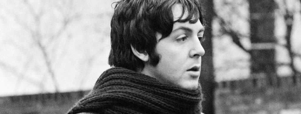La chanson "Lovely Rita" des Beatles : Paul McCartney a révélé qu'une femme a prétendu à tort avoir inspiré la chanson.