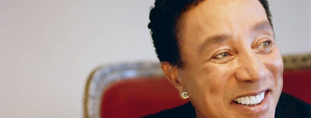George Harrison a dit qu'il était "follement amoureux" de Smokey Robinson