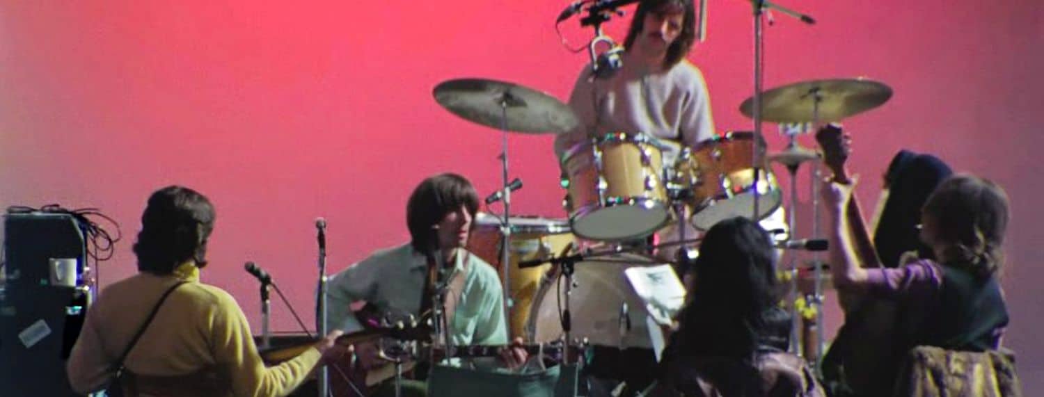 Paul McCartney partage la scène de John Lennon qui lui a donné un énorme sourire dans The Beatles Get Back