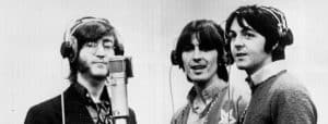 Après la séparation des Beatles, George Harrison a déclaré que John Lennon et Paul McCartney étaient seulement un peu "B*****" l'un avec l'autre.