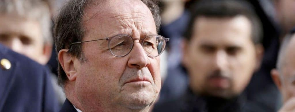 L'ex-président français Hollande affirme que Queen m'a demandé de jouer les Beatles