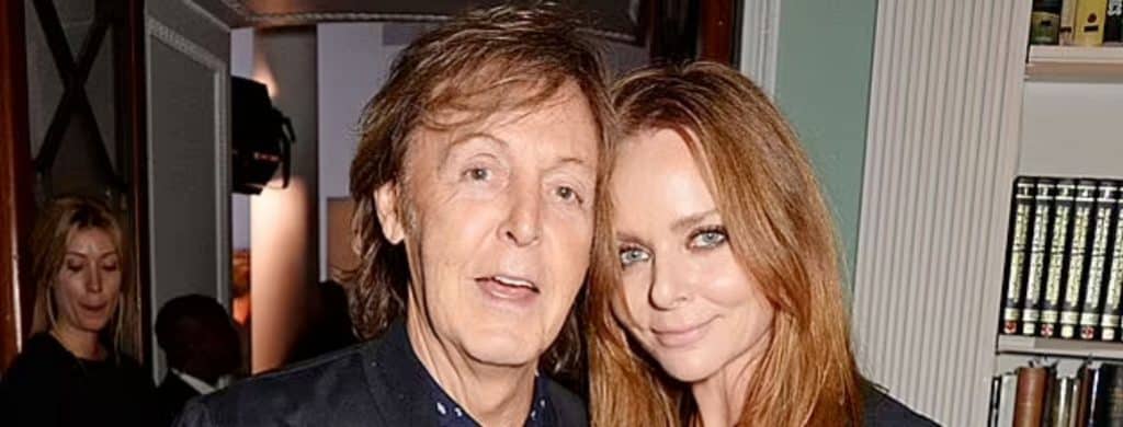 Stella McCartney révèle qu'elle a offert à son père Paul ses produits de soin végétaliens pour son 80e anniversaire et explique qu'elle essaie de faire "toutes les choses" qu'elle aurait aimé que sa défunte mère Linda ait la chance de faire.