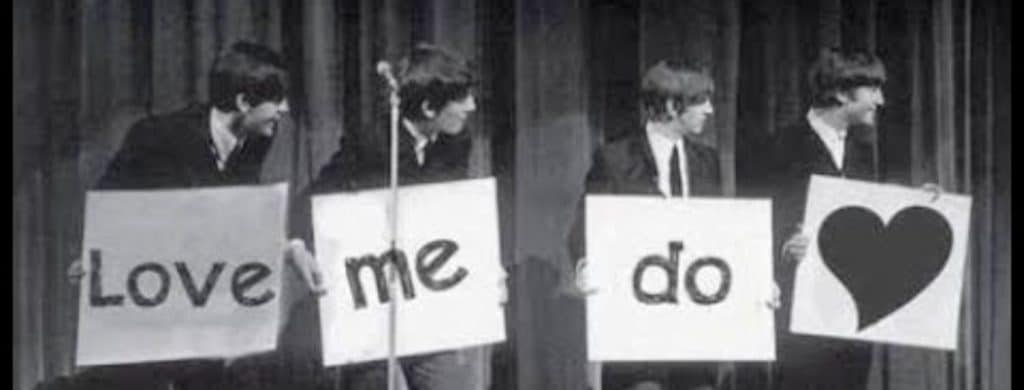 THE BEATLES : 3 ANECDOTES INSOLITES SUR «LOVE ME DO», LE PREMIER SINGLE DU GROUPE SORTI IL Y A 60 ANS