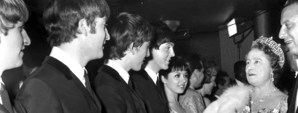George Harrison ne comprenait pas pourquoi les Beatles ont joué au Royal Variety Performance en 1963