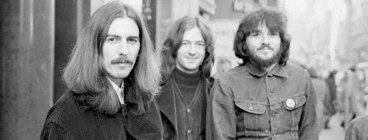 George Harrison a trompé un jour un homme qui l'avait reconnu dans la rue : " Nous ne sommes pas ces corps ".