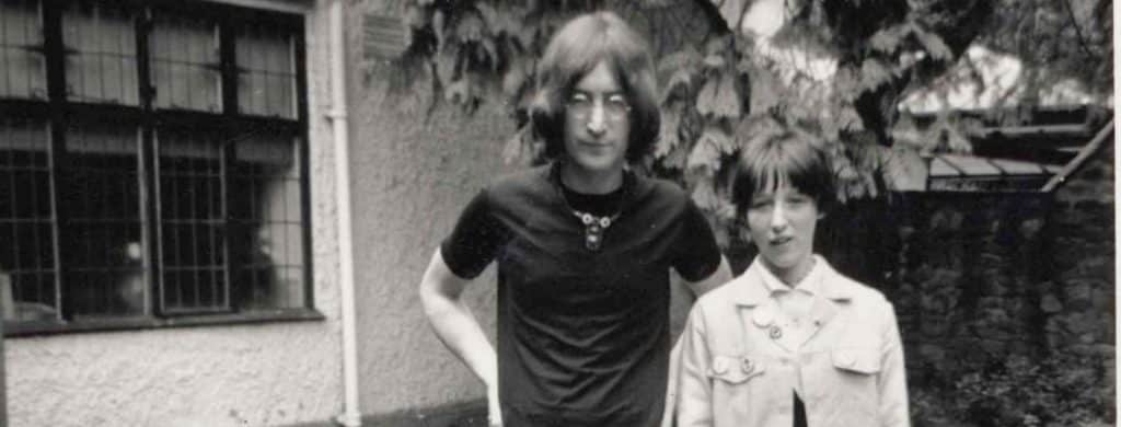 La chanson des Beatles "Happiness Is a Warm Gun" a été interdite à la radio - mais pas pour un quelconque rapport avec les armes à feu