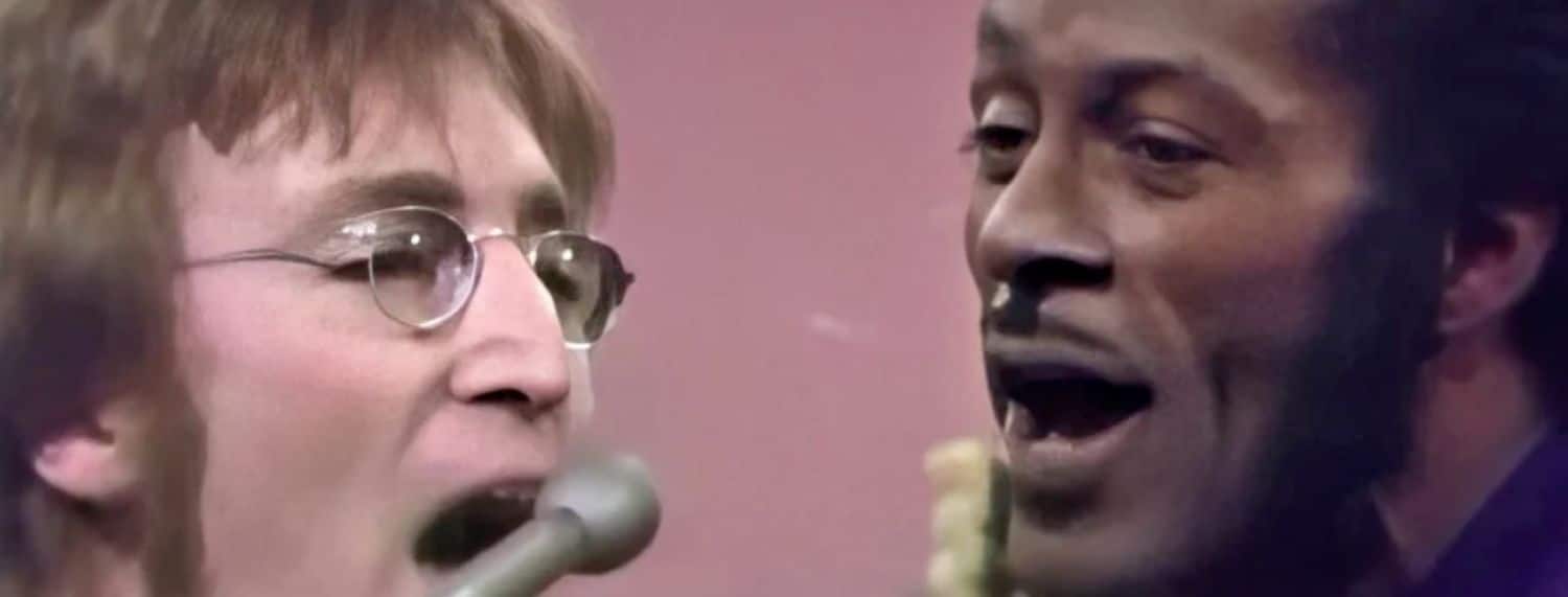 George Harrison a compris pourquoi son fils, Dhani, voulait qu'il joue des chansons de Chuck Berry lors de sa prestation au Prince's Trust George Harrison a compris pourquoi son fils, Dhani, voulait qu'il joue des chansons de Chuck Berry lors de sa prestation au Prince's Trust