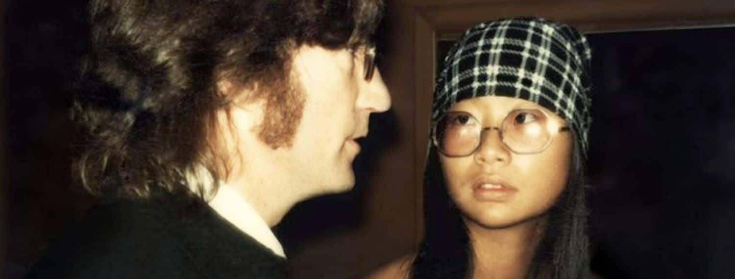 May Pang a déclaré que la colère de George Harrison " paralysait " John Lennon : " Je n'avais jamais vu un homme plus en colère ".