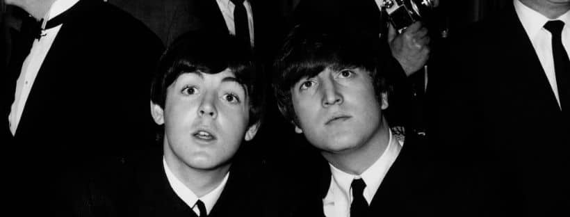 Paul McCartney et John Lennon sont entrés au Rock & Roll Hall of Fame sans leurs collègues des Beatles George Harrison et Ringo Starr
