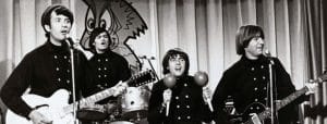 Mike Nesmith disait que les Monkees étaient plus grands que les Beatles, même s'il ne savait pas jouer de la guitare.