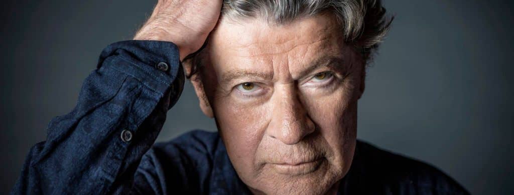 George Harrison a déclaré que Robbie Robertson, membre du groupe, était sage et généreux.